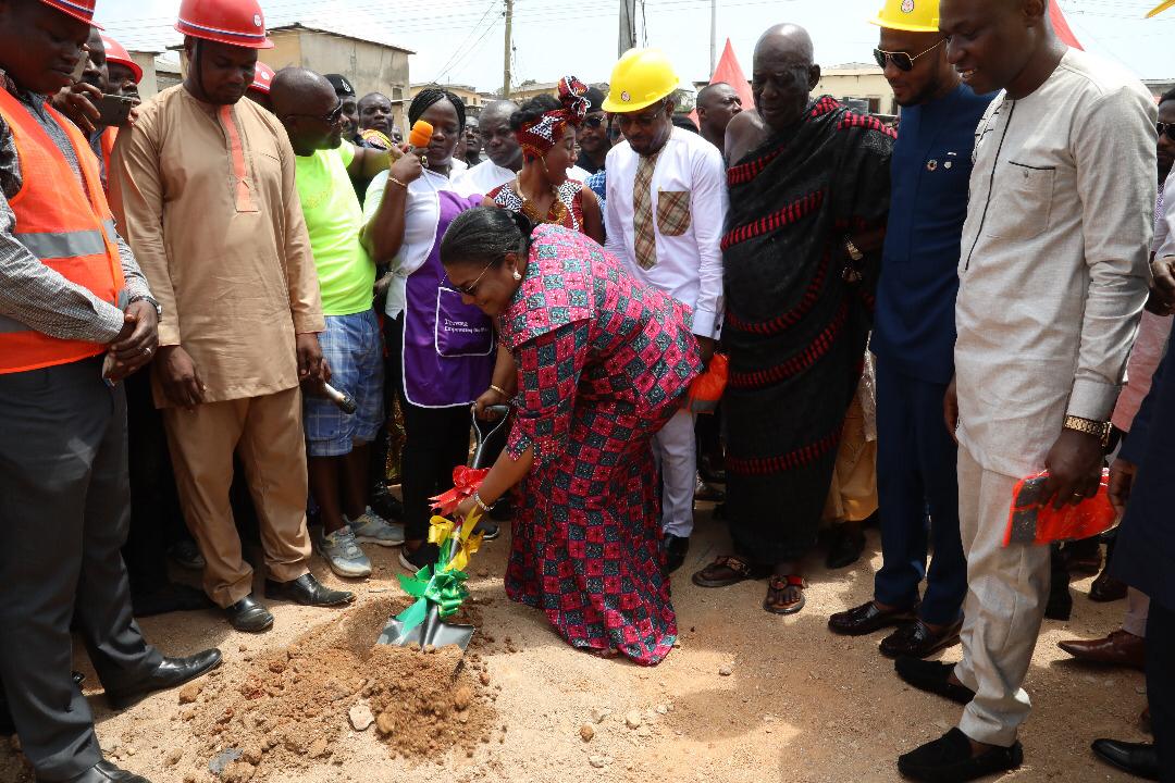 First lady cuts sod for new Anafo market