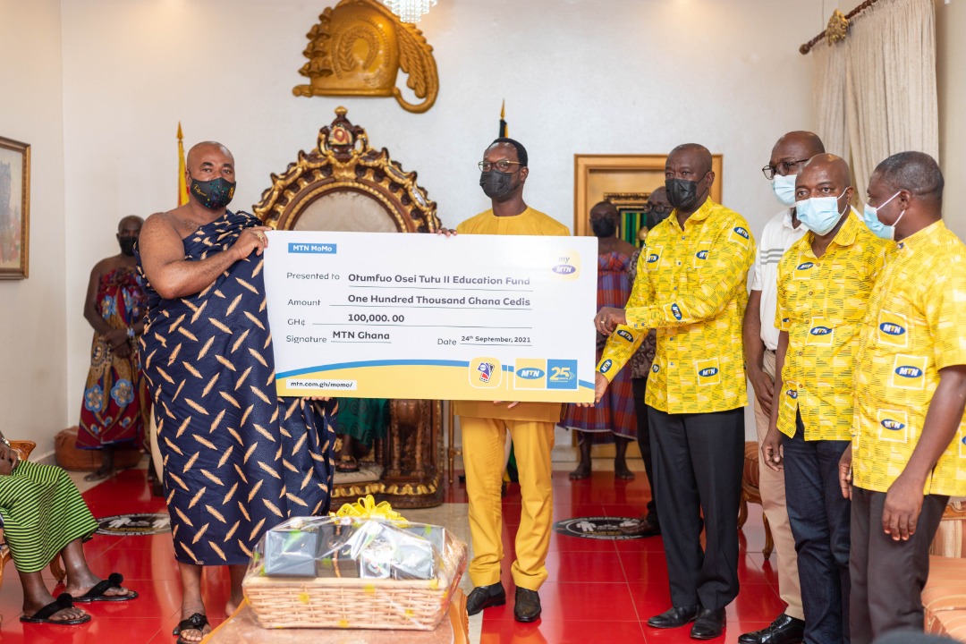 MTN Ghana Supports Otumfour Education Fund With Ghc100,000