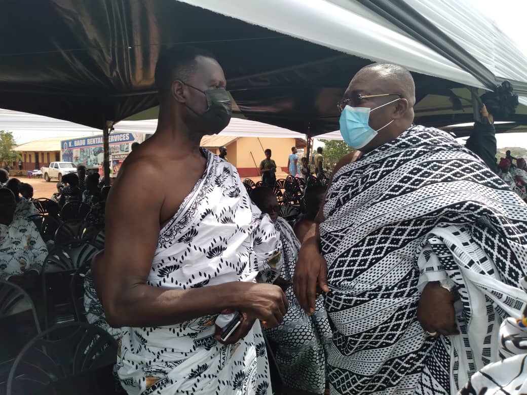 Asabee mourns with education minister…as mourners turn funeral into campaign grounds 