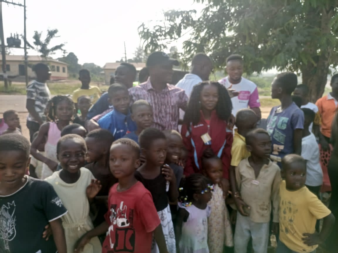 Tuah-Yeboah Foundation reaches out to deprived communities in Sunyani East