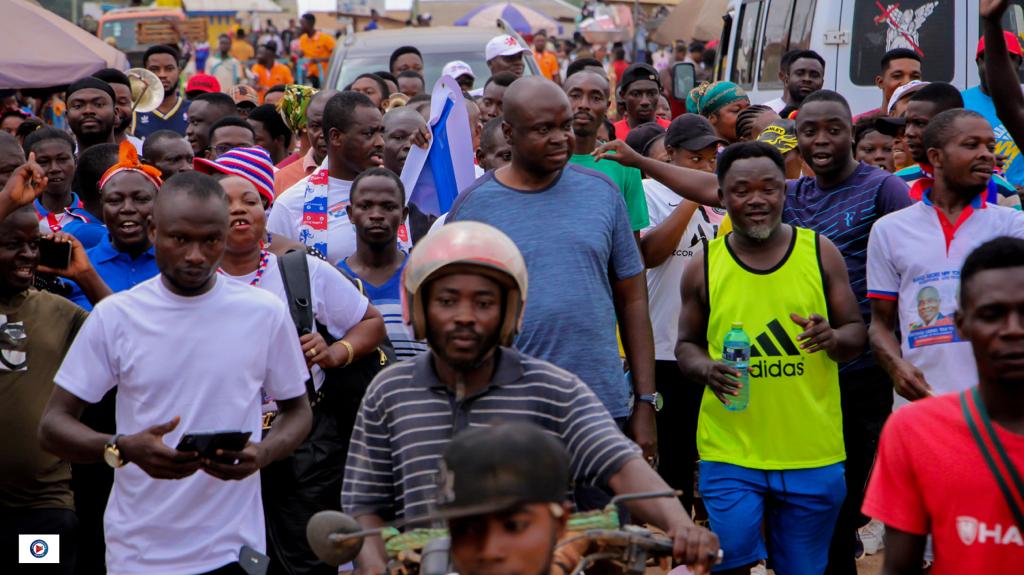 Hundreds walk With Dr.Tweneboa Kodua Fokuo to Rekindle the spirit of hope in Amansie west district